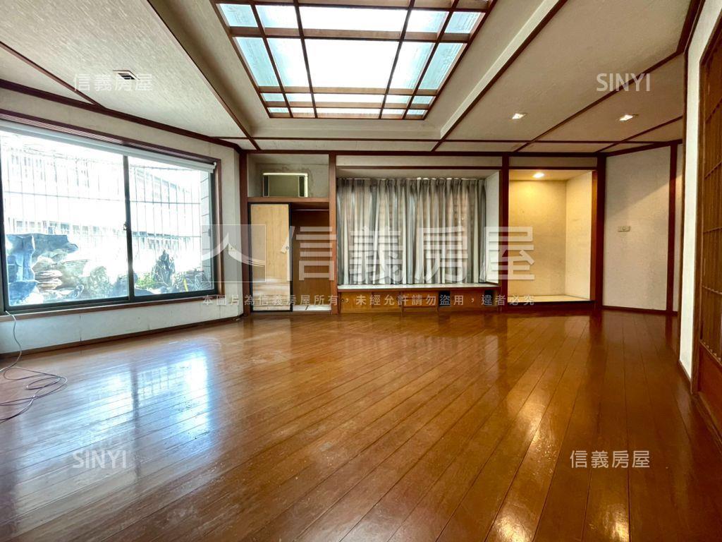 美術館稀有金角店房屋室內格局與周邊環境