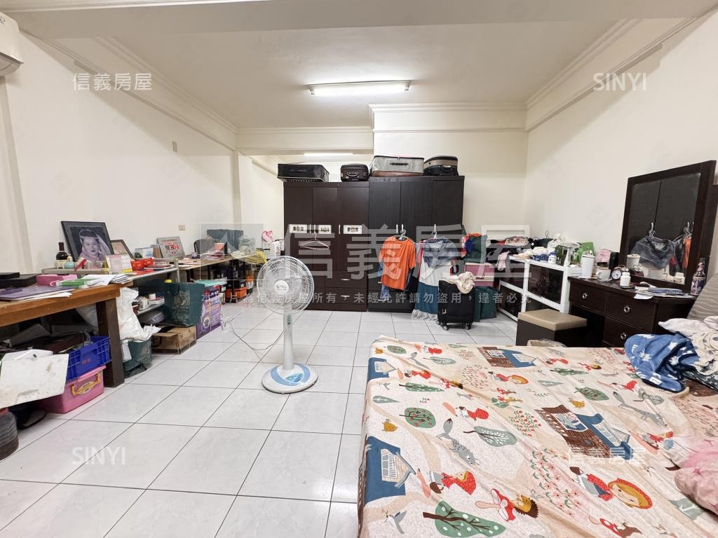 復華商圈臨路約１２米店面房屋室內格局與周邊環境