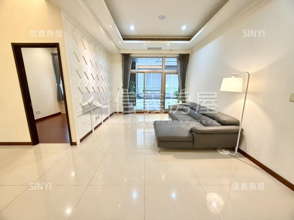 忠泰★美麗進行曲露臺四房房屋室內格局與周邊環境