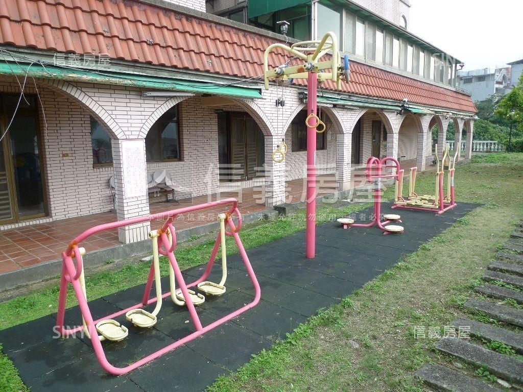 新天母雙車位大戶豪邸房屋室內格局與周邊環境