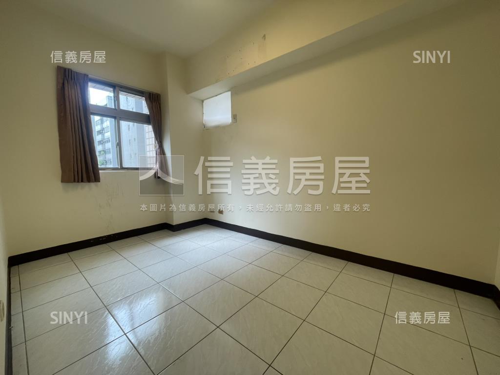 金雞報喜邊間三房房屋室內格局與周邊環境