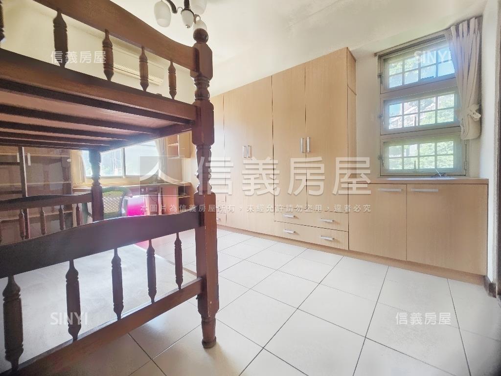 新埔～健華新城三房車位房屋室內格局與周邊環境