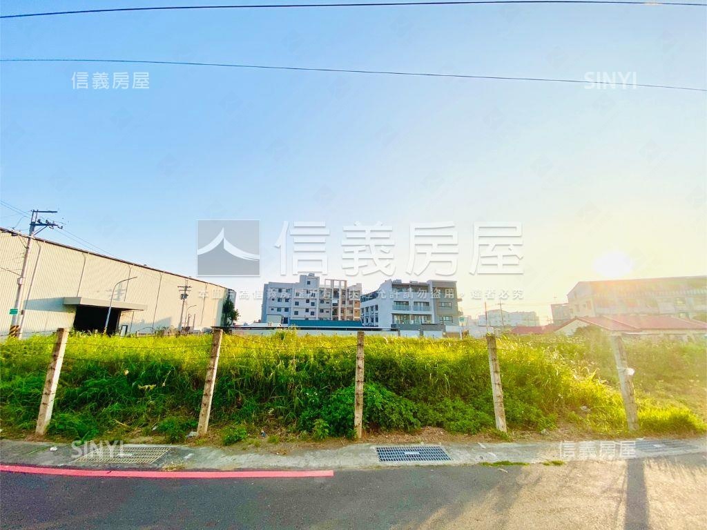 安南雙面臨路整合角窗地房屋室內格局與周邊環境