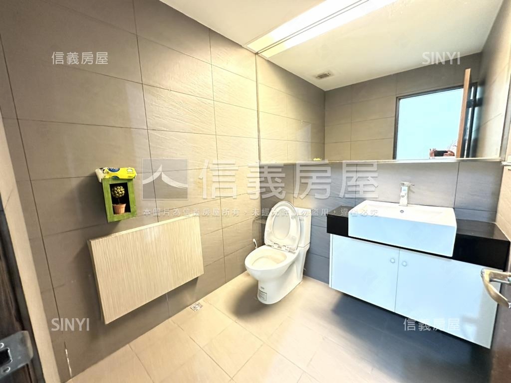 ㊣中正商圈三角窗店辦房屋室內格局與周邊環境