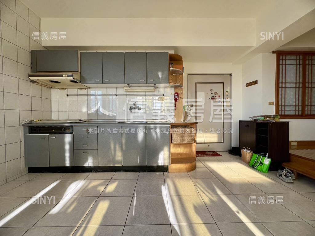 ✨北區｜邊間採光三房雙車房屋室內格局與周邊環境