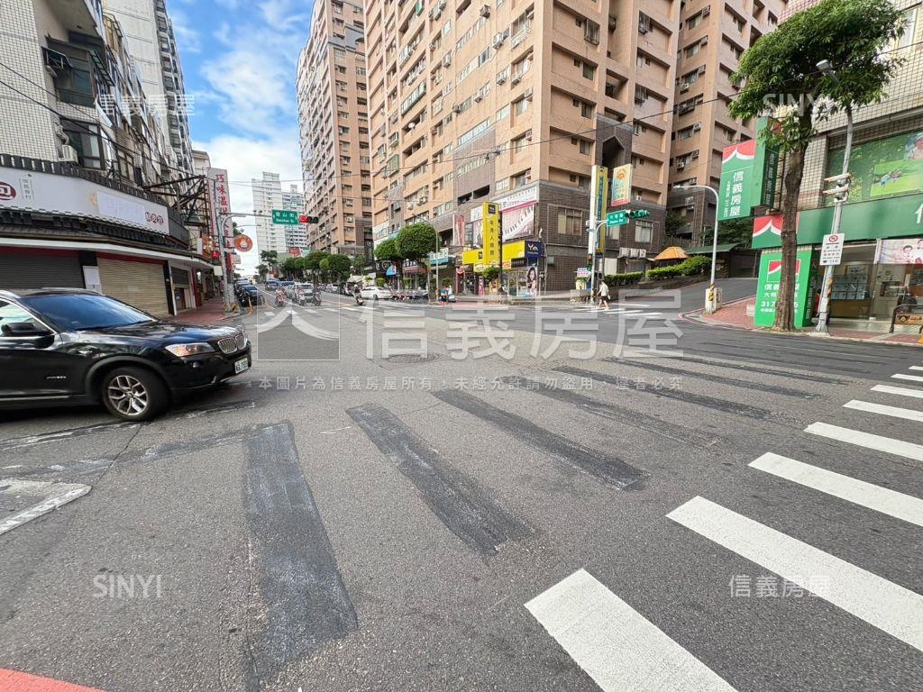 大有路面寬金店面房屋室內格局與周邊環境