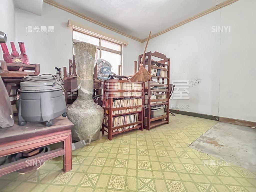 ⭐信義公園方正電梯三房房屋室內格局與周邊環境