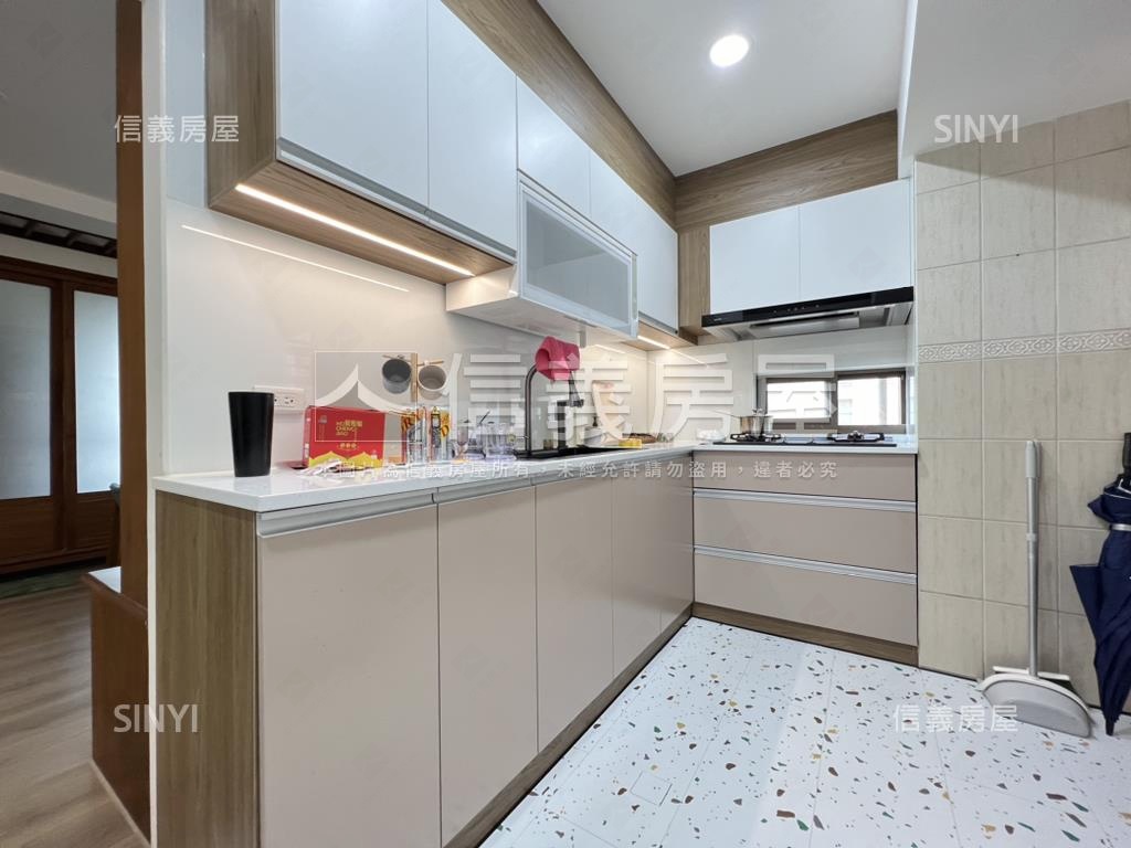 ♫八期雙鋼琴精裝兩房車位房屋室內格局與周邊環境