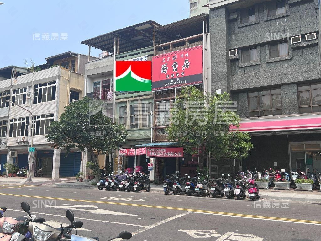 亞灣校園首排復興正路店面房屋室內格局與周邊環境