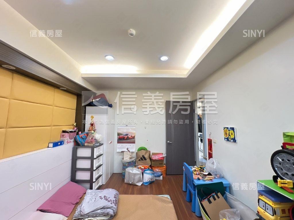 近南興國小三面採光美三房房屋室內格局與周邊環境