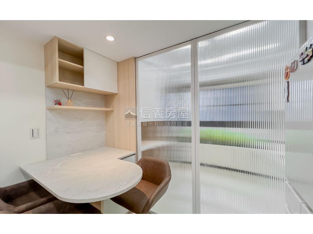達麗Ｊ１２讚直接住兩房車房屋室內格局與周邊環境