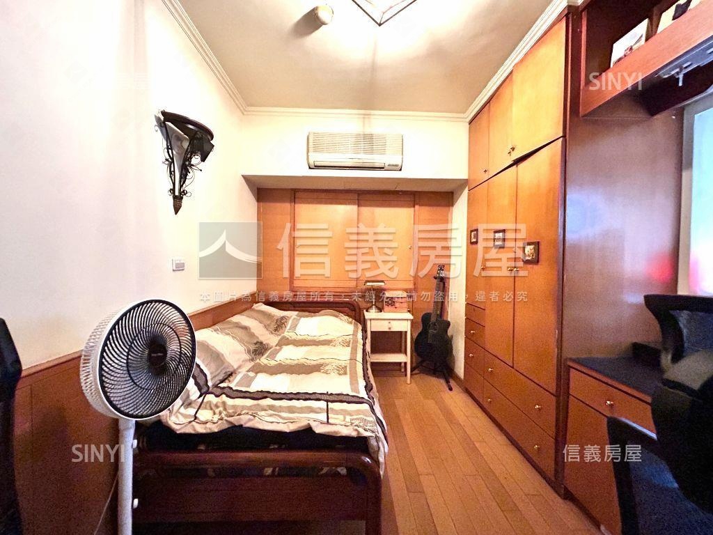 南京捷運電梯管理三房房屋室內格局與周邊環境