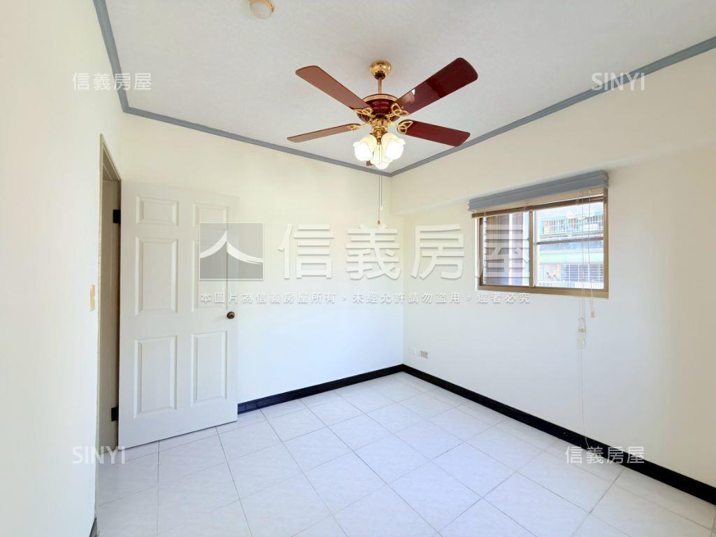 近交流道！櫻花市三房車位房屋室內格局與周邊環境