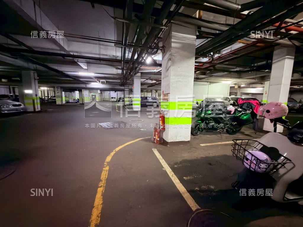 近交流道！櫻花市三房車位房屋室內格局與周邊環境