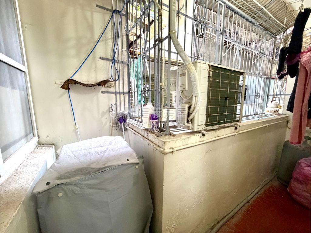 中清經貿公寓三樓房屋室內格局與周邊環境