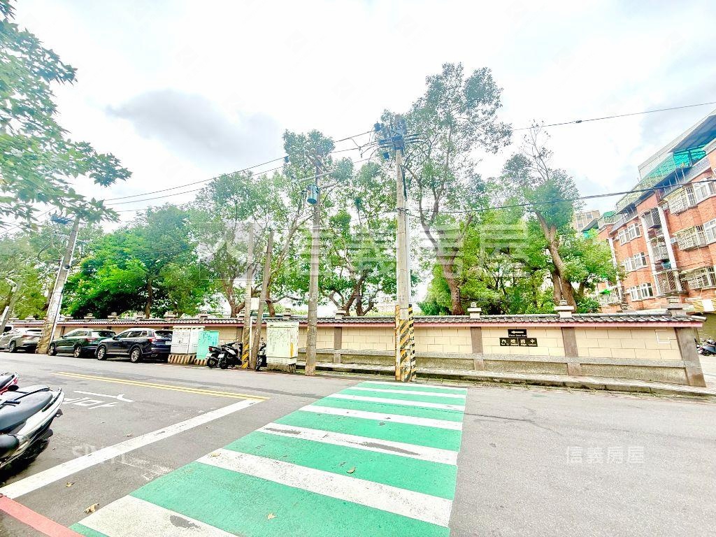 內壢微笑城堡金店面房屋室內格局與周邊環境