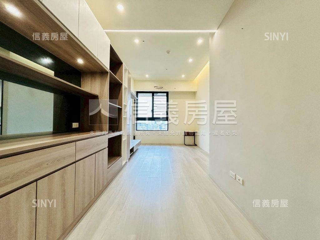 元信國翠高樓二房車位房屋室內格局與周邊環境
