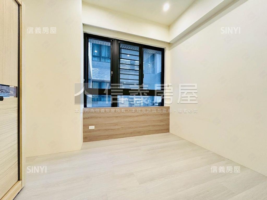 元信國翠高樓二房車位房屋室內格局與周邊環境