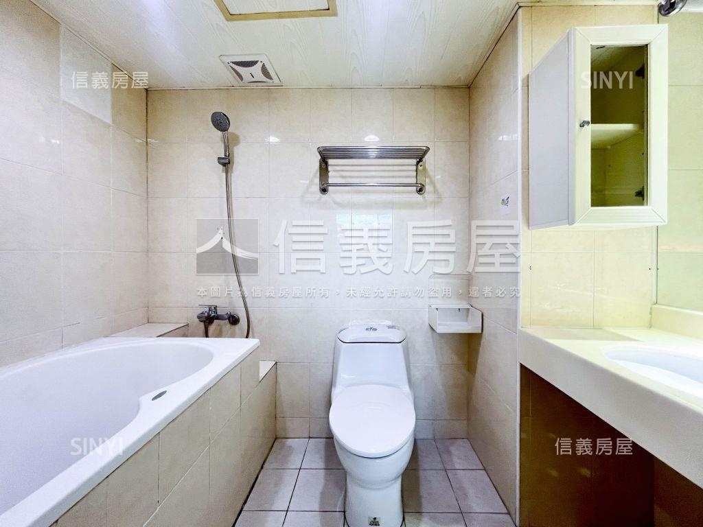 惠文國小三房平面車位房屋室內格局與周邊環境