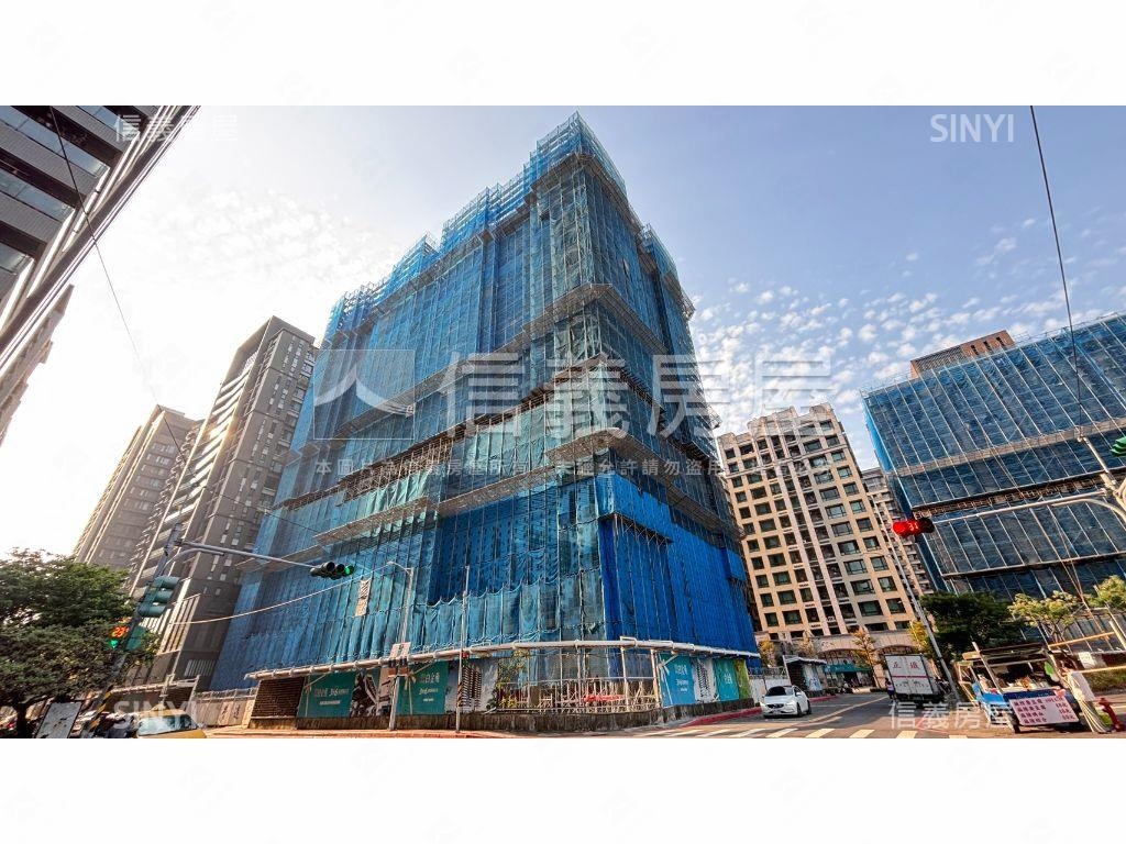 白金苑Ｂ２戶１４Ｆ車位房屋室內格局與周邊環境