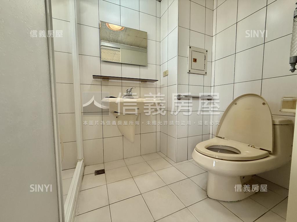 陽光國宅｜高樓景觀四房房屋室內格局與周邊環境