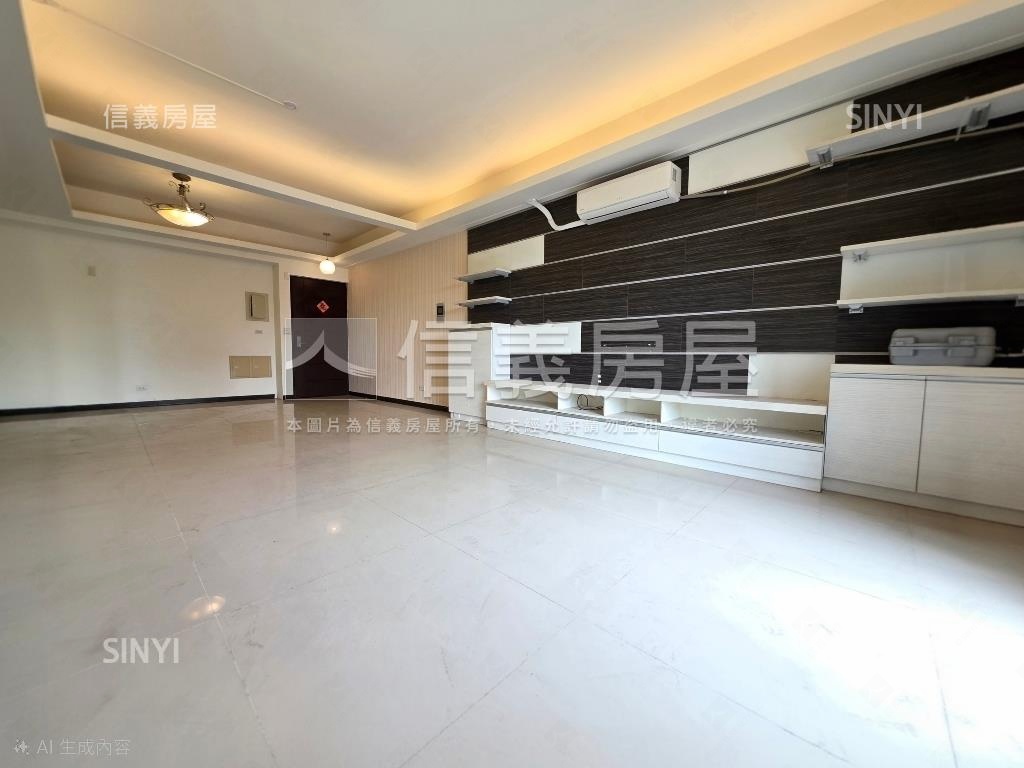 首睿３房雙車位露台戶房屋室內格局與周邊環境