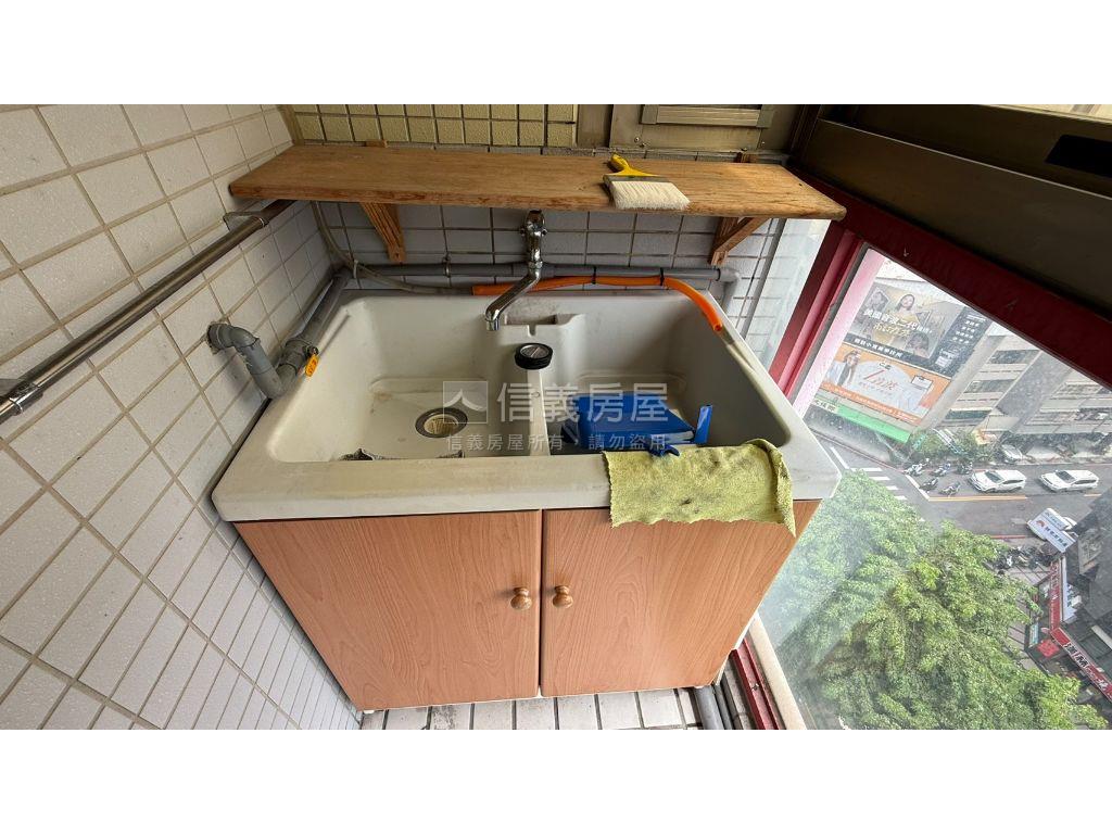 新巢小資套房房屋室內格局與周邊環境
