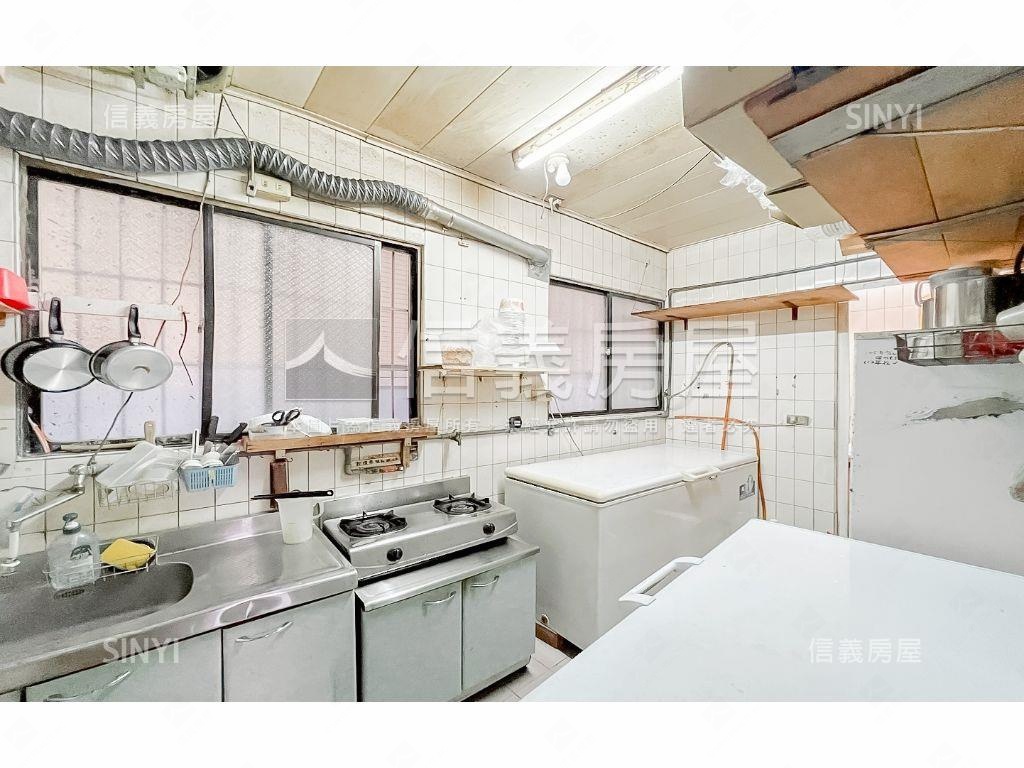 天津山西☆商１☆朝南透店房屋室內格局與周邊環境