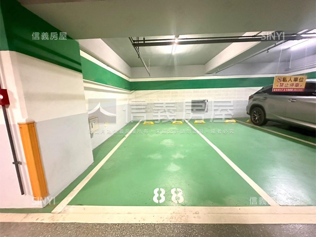 亞東商圈高樓電梯兩房車位房屋室內格局與周邊環境