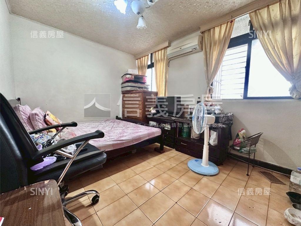 ☆稀有★中港三街邊間二樓房屋室內格局與周邊環境