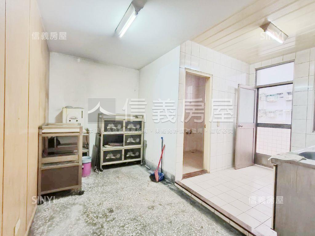板南線新埔站方正美宅房屋室內格局與周邊環境
