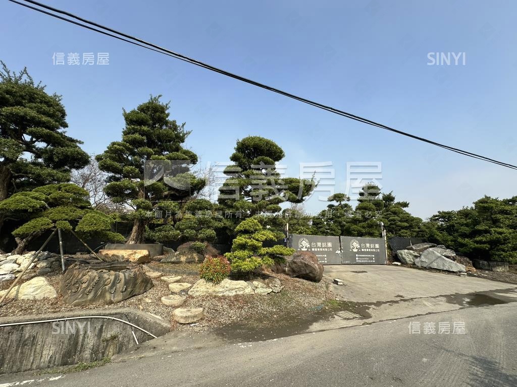 近鳥松中正路都內農地廠房房屋室內格局與周邊環境