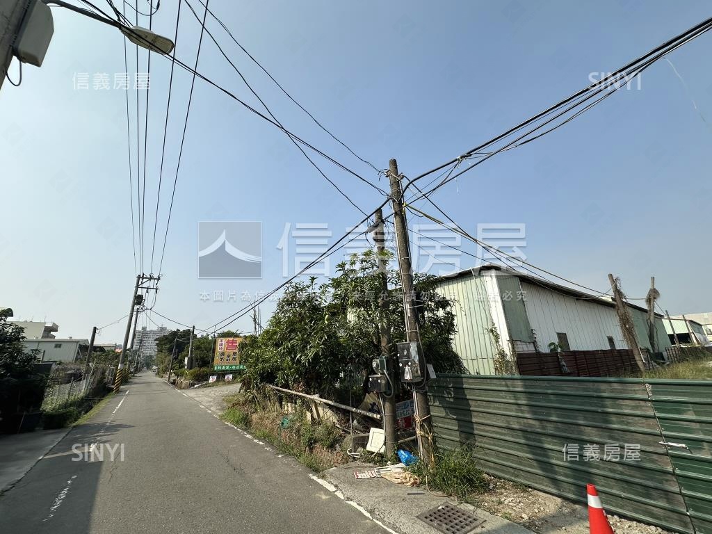 近鳥松中正路都內農地廠房房屋室內格局與周邊環境