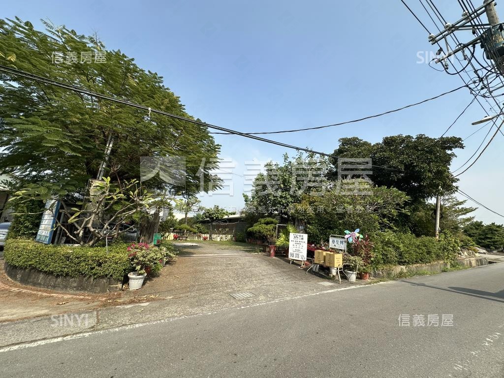 近鳥松中正路都內農地廠房房屋室內格局與周邊環境