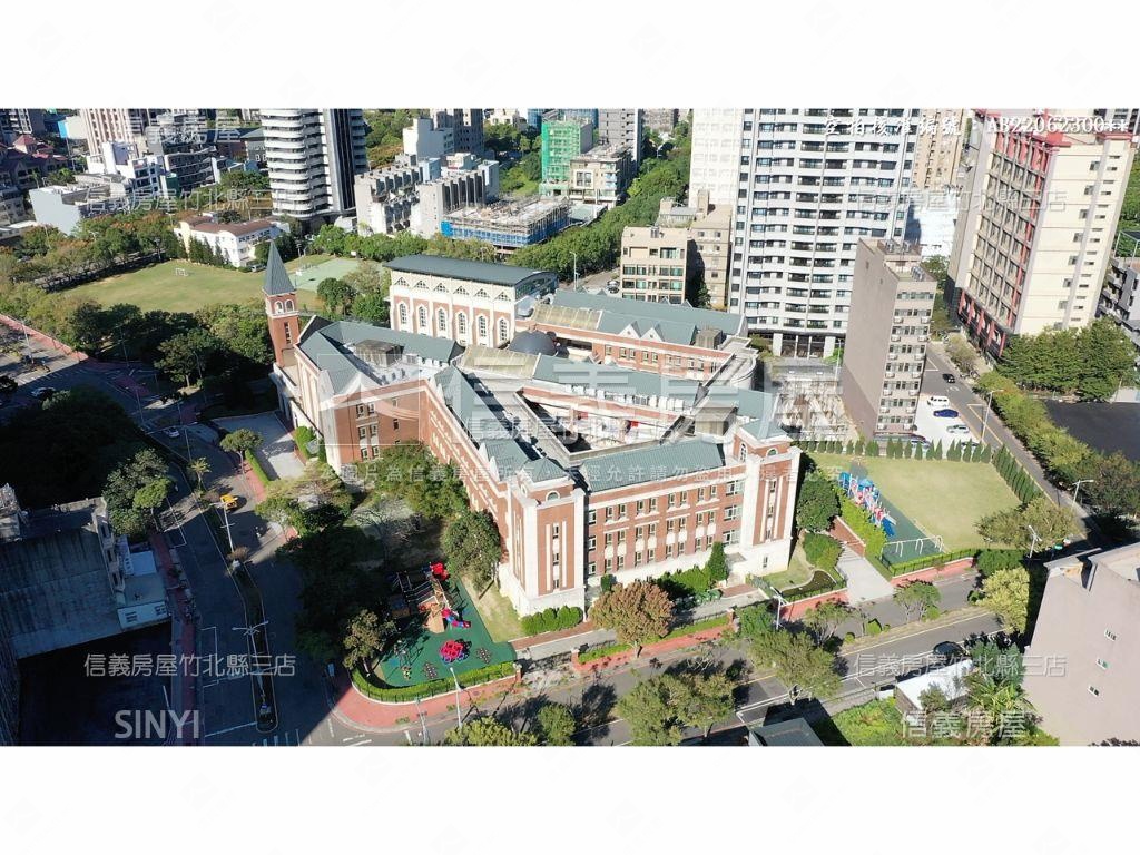 文興路麥當勞旁大面寬店面房屋室內格局與周邊環境