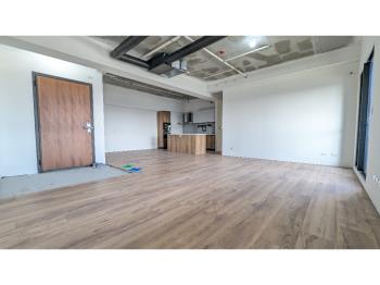 朝南。大塊森濤四房視野戶