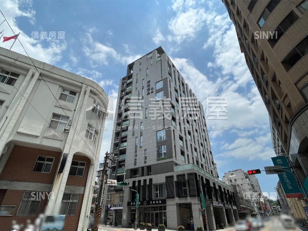 碧湖君品兩房車位房屋室內格局與周邊環境