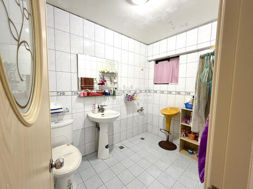 玫瑰庭院樓中樓房屋室內格局與周邊環境