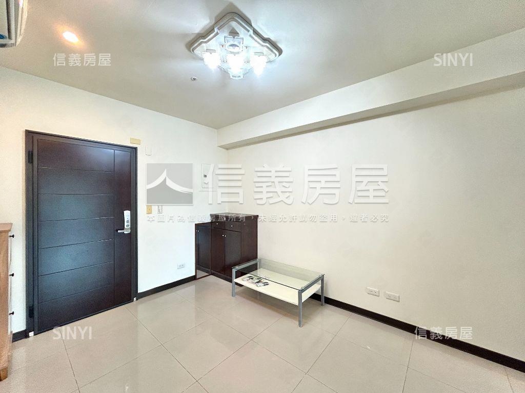 朝南新杜拜２房房屋室內格局與周邊環境