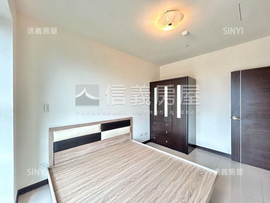 朝南新杜拜２房房屋室內格局與周邊環境
