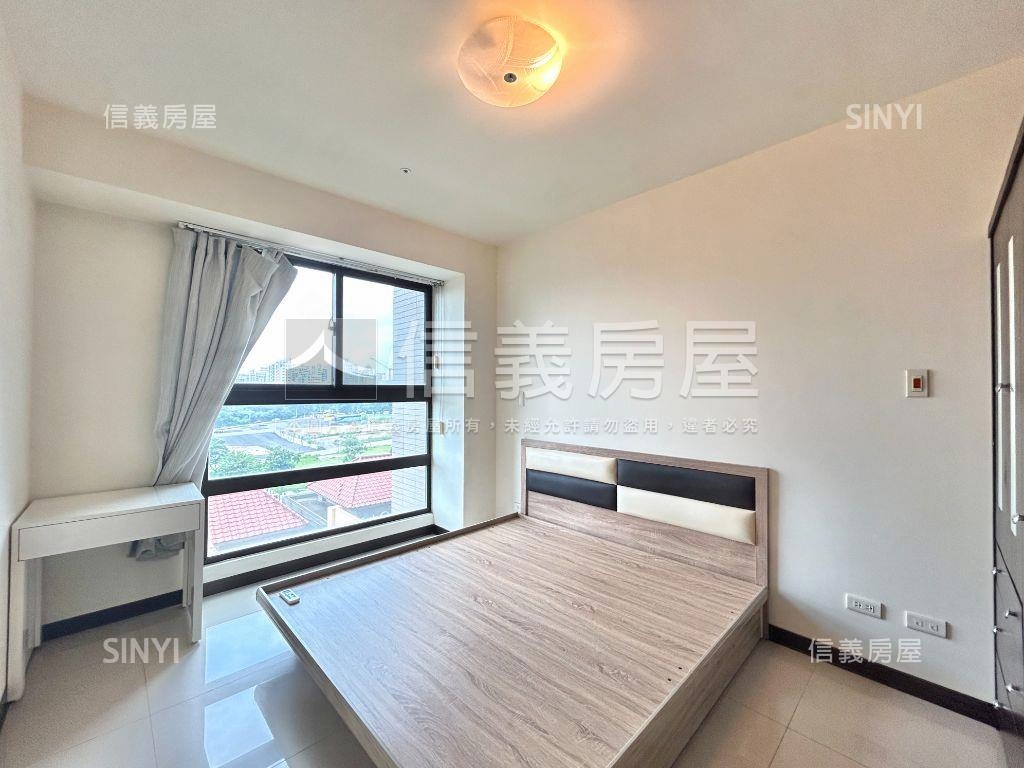 朝南新杜拜２房房屋室內格局與周邊環境