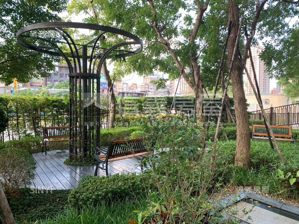 霖園御琚‧希望城市房屋室內格局與周邊環境