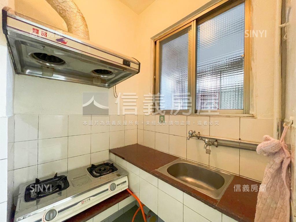 未來萬大捷運稀有都更公寓房屋室內格局與周邊環境