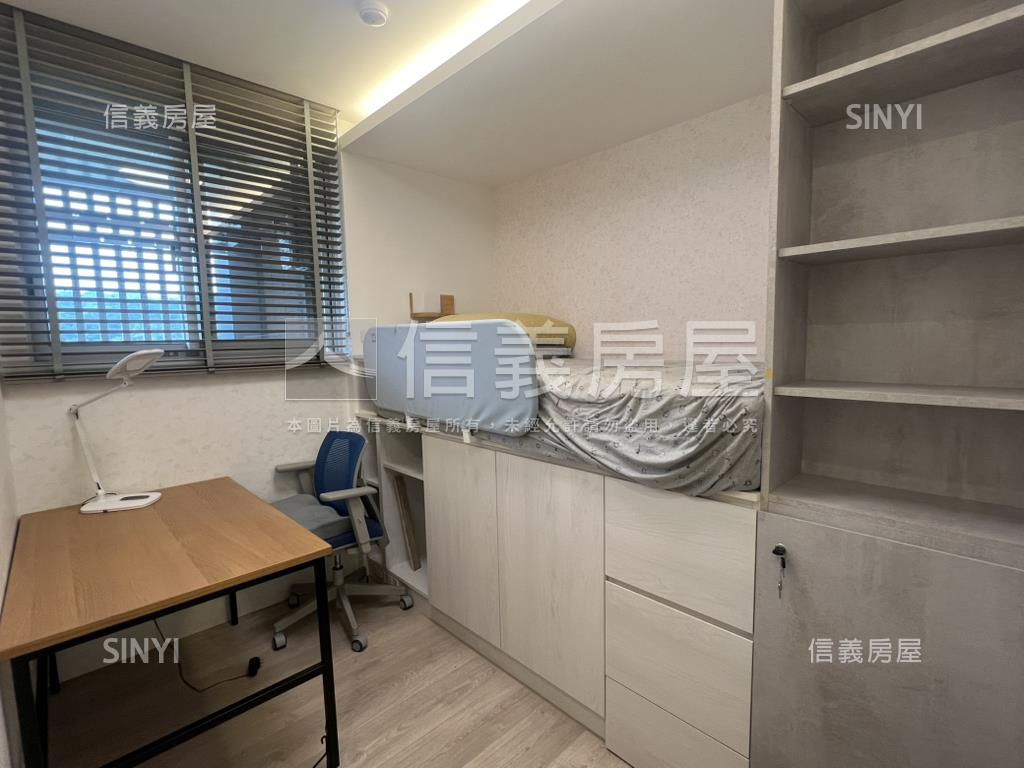忠順二高樓綠景三房車位房屋室內格局與周邊環境
