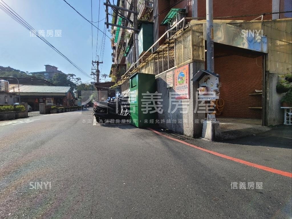 邊間寬敞車庫１樓房屋室內格局與周邊環境