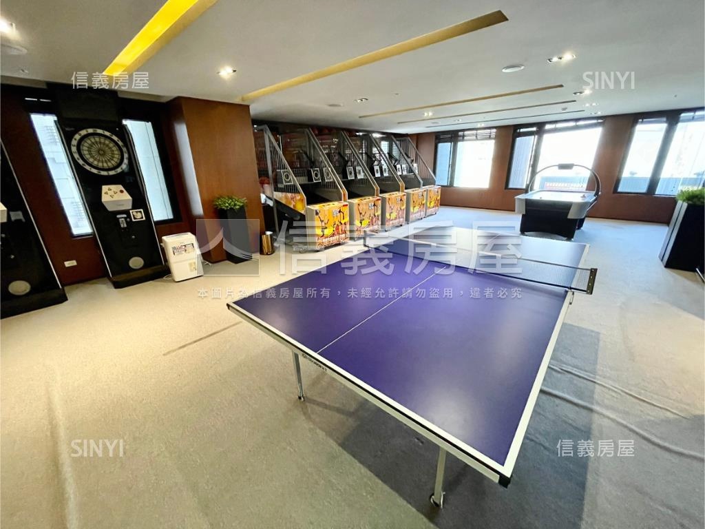 專任縣三高樓小資兩房房屋室內格局與周邊環境