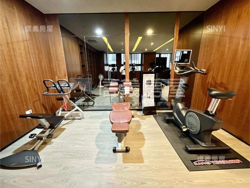 專任縣三高樓小資兩房房屋室內格局與周邊環境