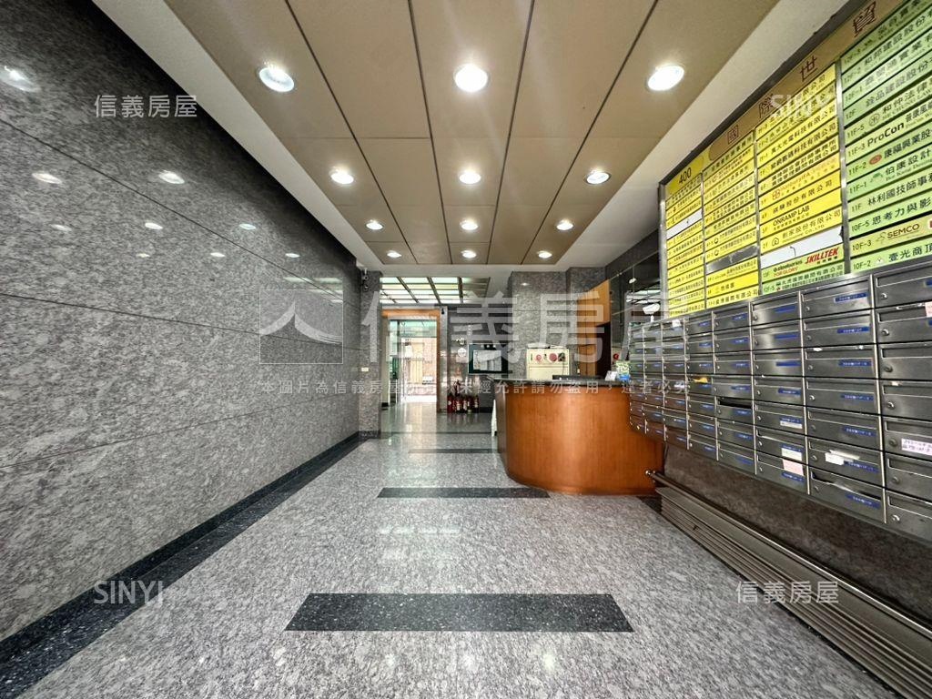 面１０１國際世貿低總商辦房屋室內格局與周邊環境