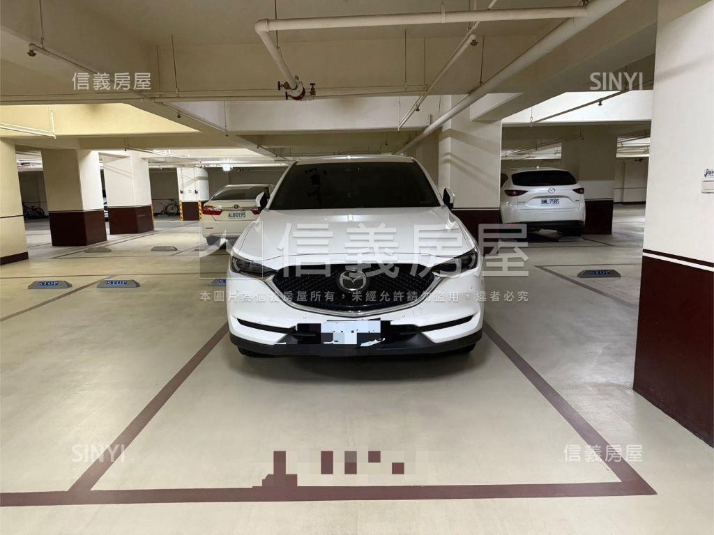 佳福謙邑４房附雙車位房屋室內格局與周邊環境