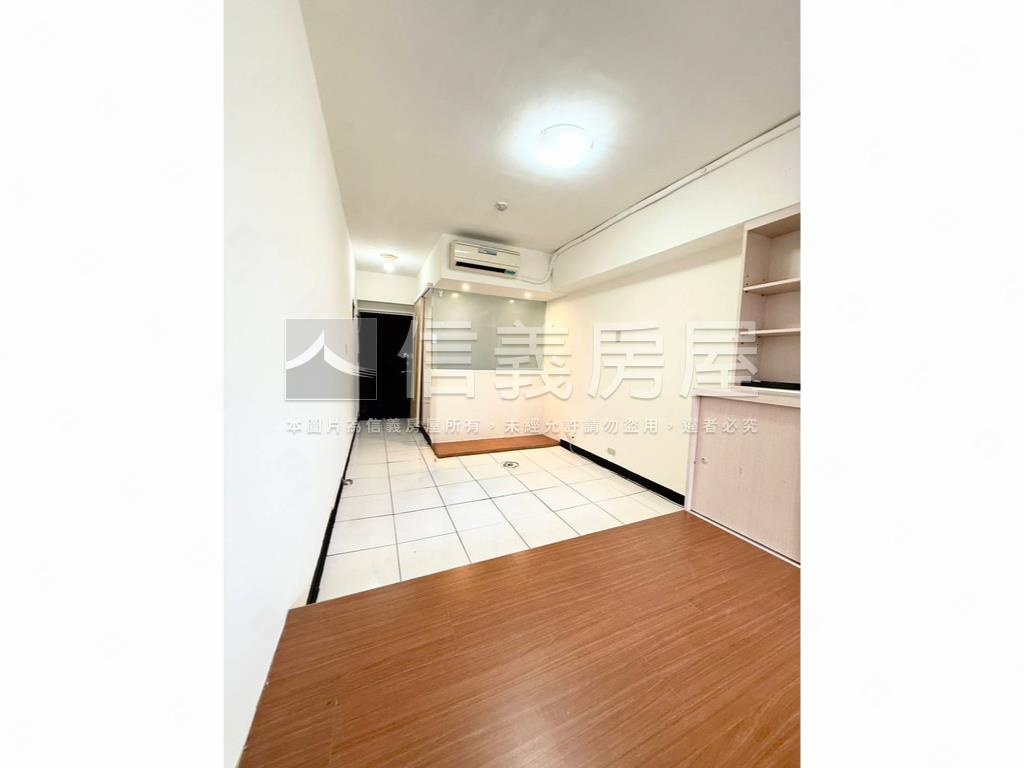 專任明亮高樓景觀套房房屋室內格局與周邊環境